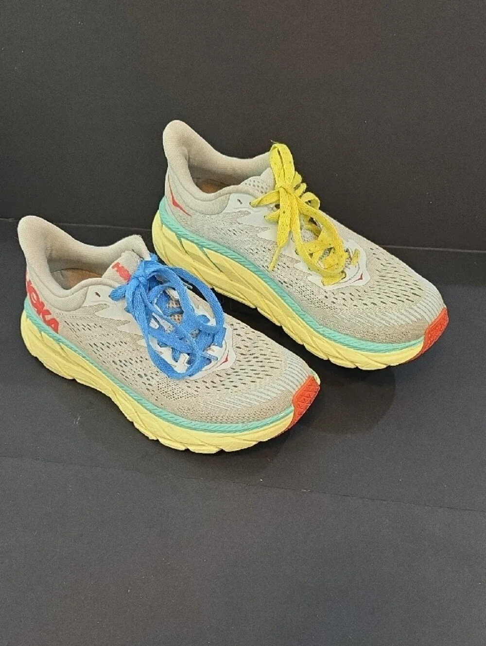 Hoka Clifton 7 Women's Shoes in Beige with Yellow, Blue & Coral Accents Size 8